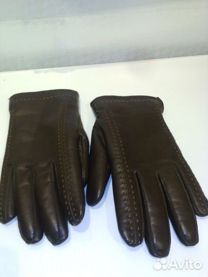 Перчатки разные новые