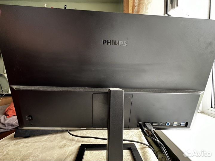 Монитор Philips 288E2UAE 4к