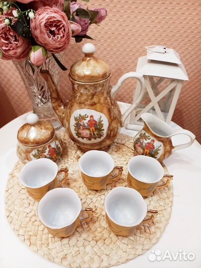 Набор кофейной посуды