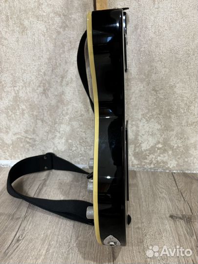 Гитара и комбоусилитель