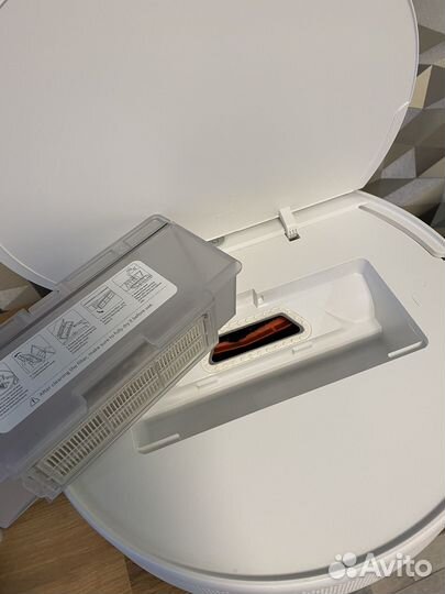 Робот-пылесос Xiaomi Mi Robot Vacuum-Mop 2 Lite
