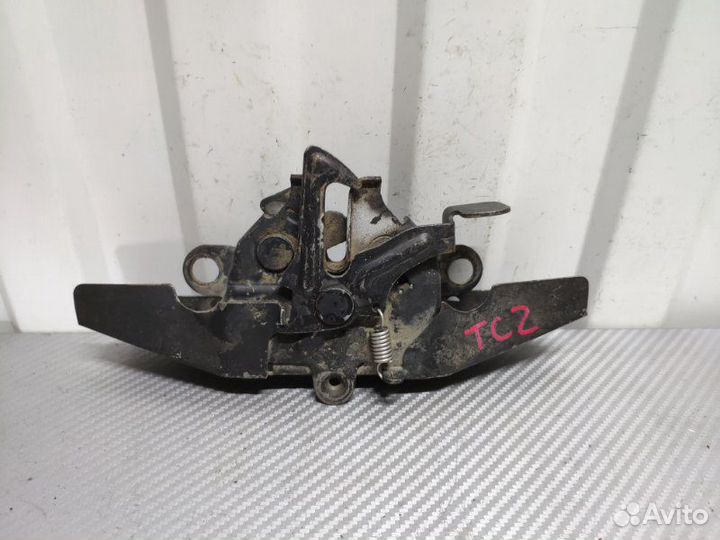 Замок капота передний Toyota Corolla 120 1.6 2006