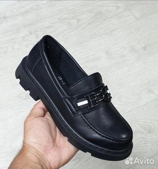 Лоферы женские