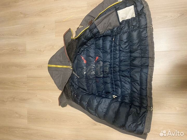 Пуховик GJO.E