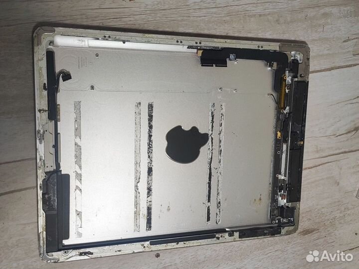 Корпус со шлейфами iPad 3 с sim