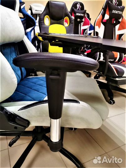 Игровое кресло новое