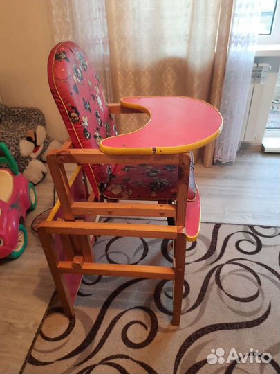 Стульчик для кормления