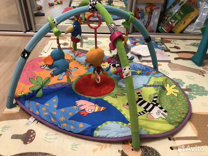 Развивающий коврик