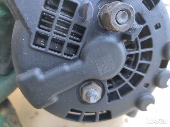 Генератор A13DTE 13502986 на Opel Astra J