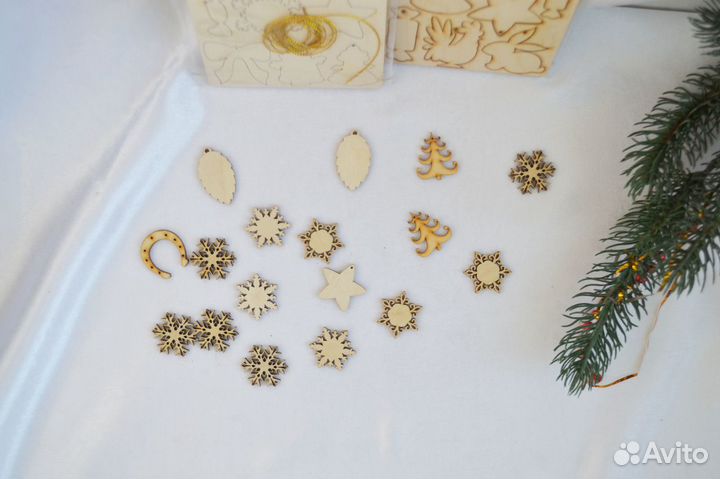 Елочные игрушки