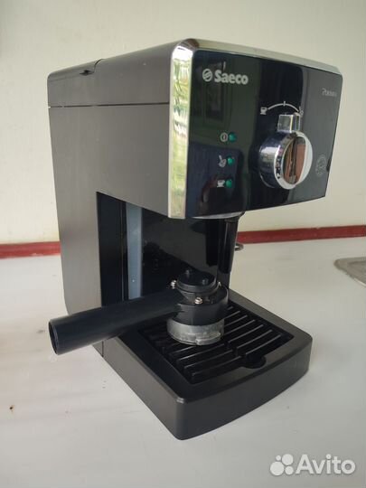 Кофемашина рожковая philips saeco