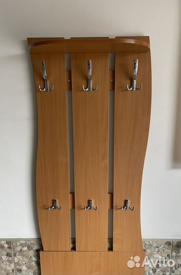 Вешалка в прихожую