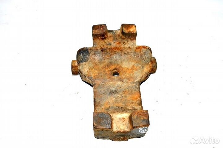 Клиновая проставка под рессору, ведущего моста, пр