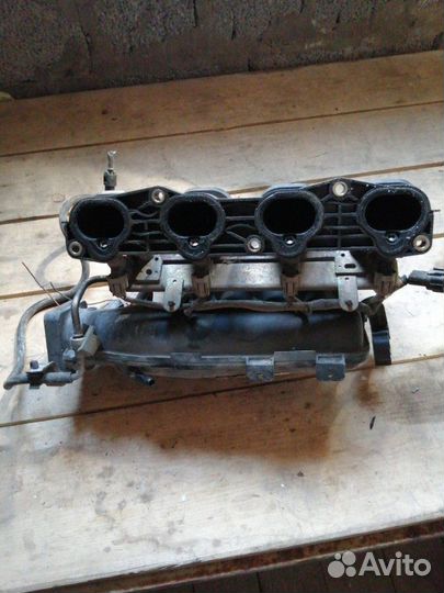 Коллектор впускной Nissan Primera P12 2.0