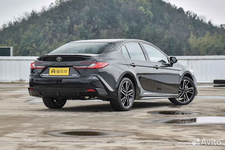 Toyota Camry 2.0 CVT, 2024