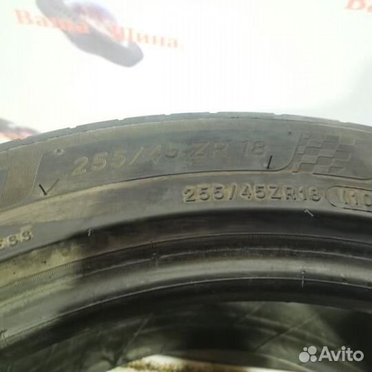 Michelin Pilot Sport 4 255/45 R18
