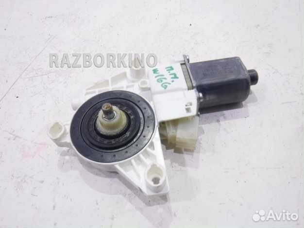 Моторчик переднего правого стеклоподъемника