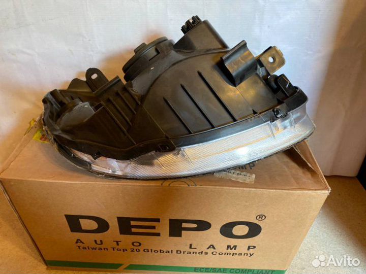 Фара передняя левая Hyundai Accent 2000-2006