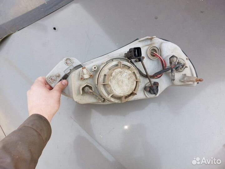 Фара правая Kia Clarus 2 Оригинал