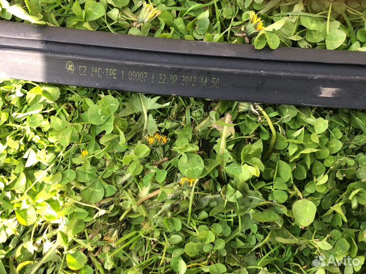 Skoda octavia a5 задняя форточка