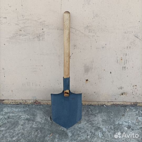 Лопата туристическая
