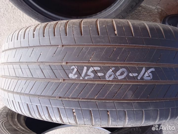 Goodyear EfficientGrip Performance 215/60 R16