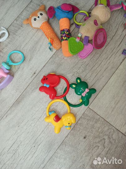 Игрушки погремушки пакетом