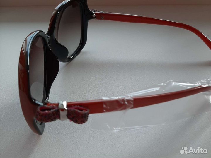 Солнцезащитные очки женские