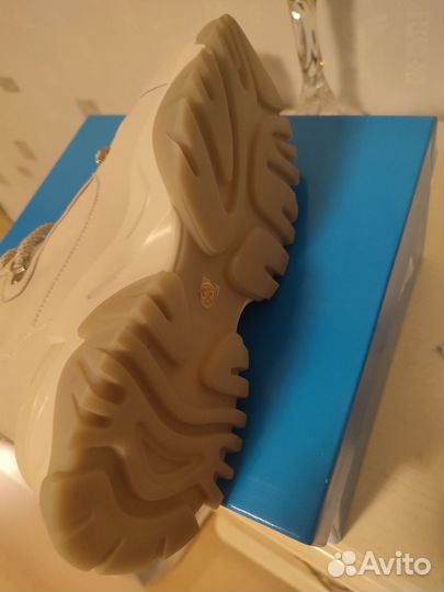 Ботинки женские зимние