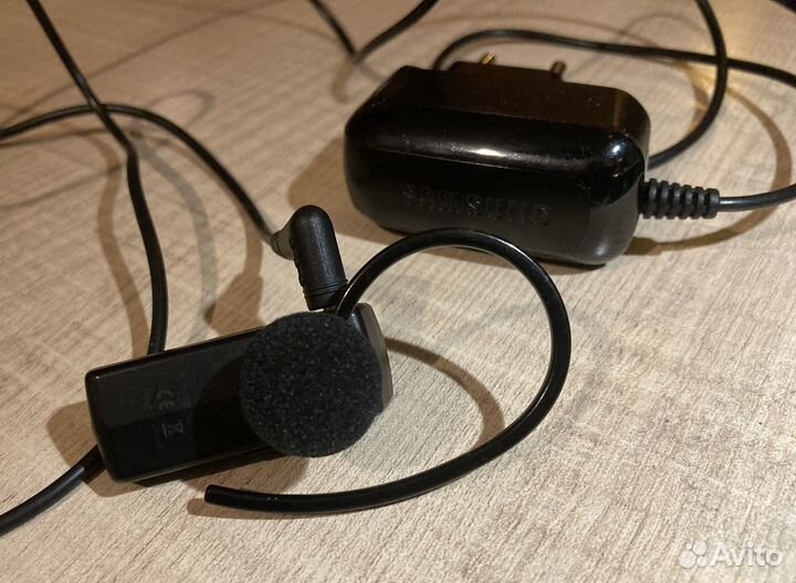 Bluetooth гарнитура samsung