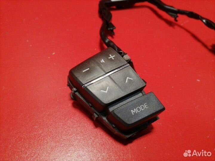 Блок кнопок на руль Lexus Lx570 URJ201L 3UR-FE