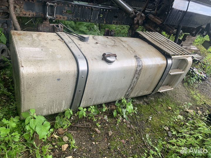 Топливный бак MAN TGA 780 литров