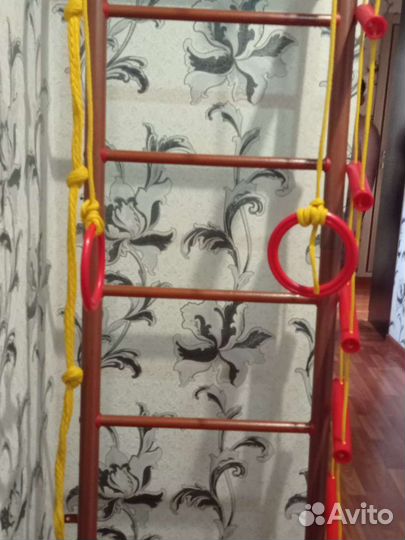 Детская шведская стенка