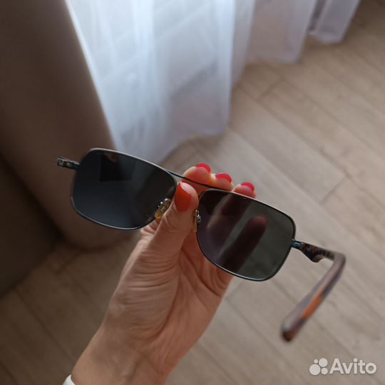 Солнцезащитные очки Polaroid