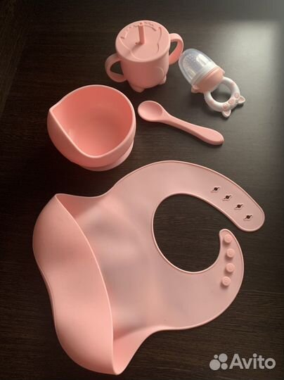 Набор детской посуды из пищевого силикона