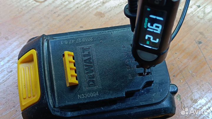 Аккумулятор dewalt 18v 1.5AH