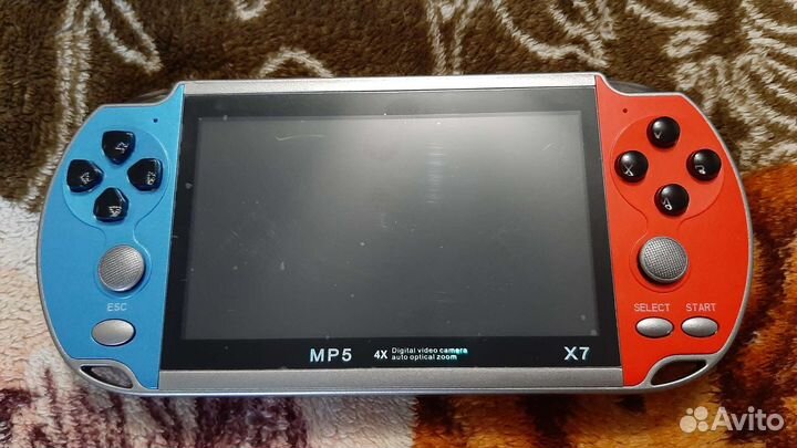 Портативная игровая приставка psp