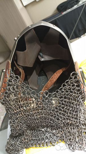 Рыцарский шлем