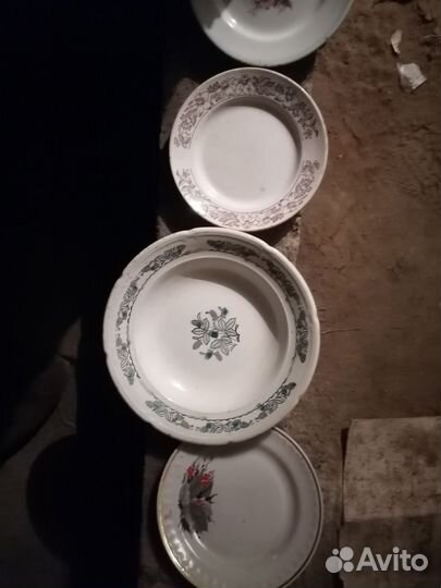 Посуда тарелки бу