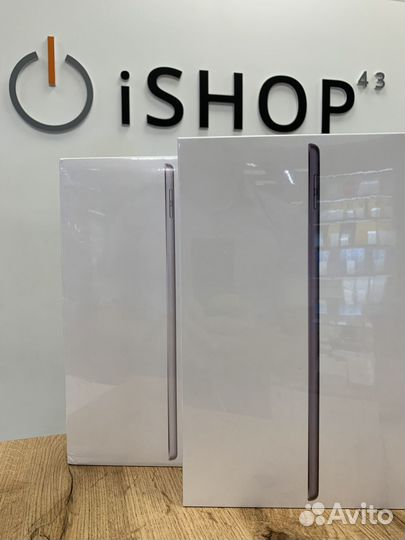 Планшет Apple iPad 10.2