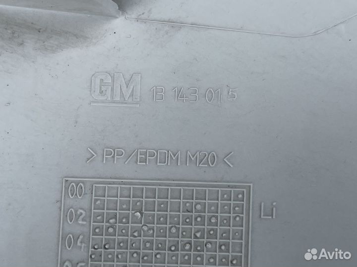 Обшивка задней стойки для Opel Vectra C