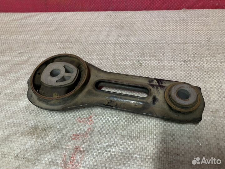 Outlander 3 GF Опора Двигателя Нижняя