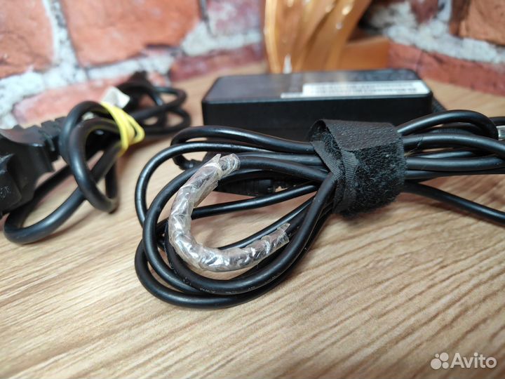 Зарядное устройство для ноутбука Lenovo 65W