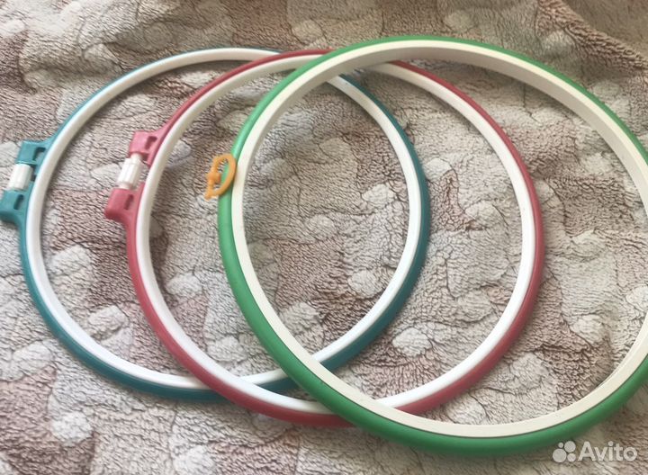 Крючок для вязания, спицы чулочные и пяльцы