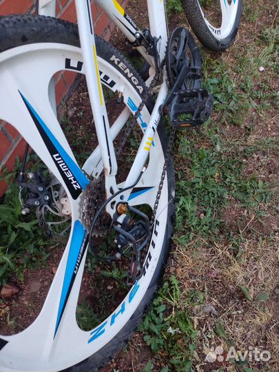 Велосипед Mercedes Benz