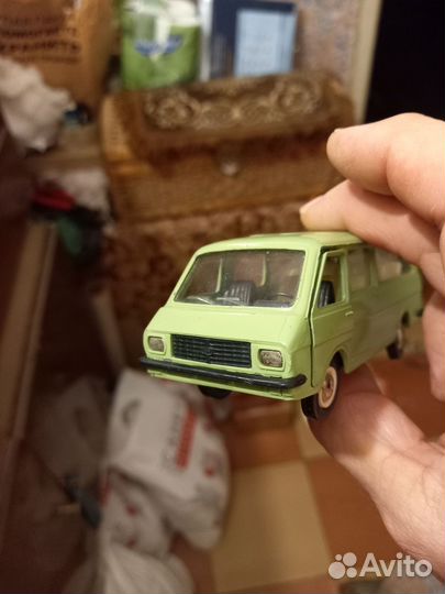 Раф 2203 а18 редкий цвет