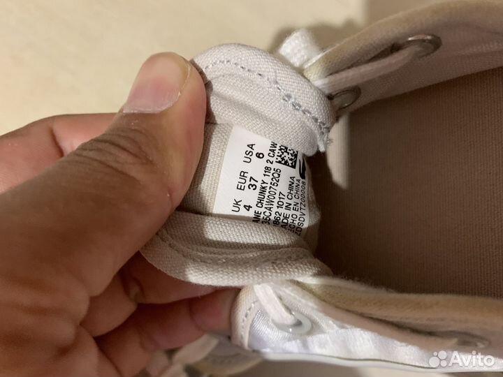 Продаю кеды Lacoste