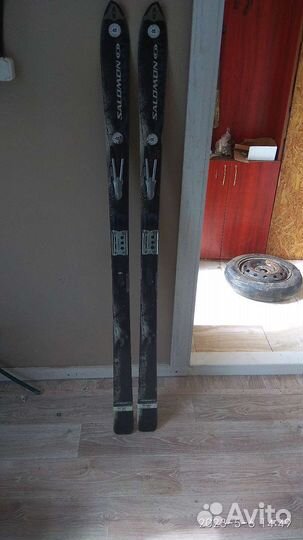 Лыжные ботинки