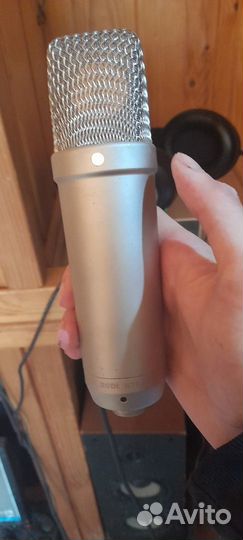 Микрофон,Звуковая карта,Наушники,Стойка