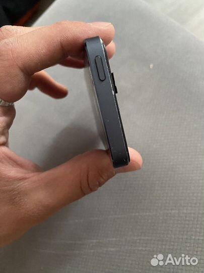 Телефон iPhone 5